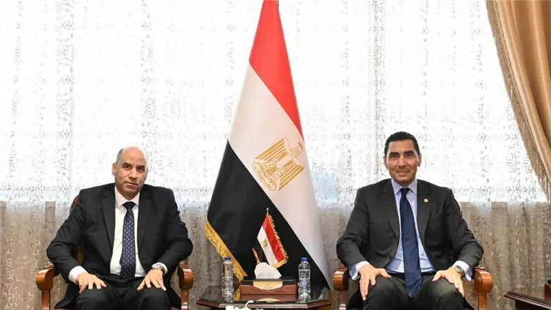 بروتوكول بين الشباب والرياضة والعمل لتأهيل الشباب وتوسيع فرص التشغيل في المحافظات