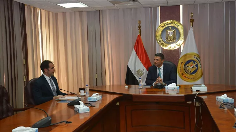 وزير الصناعة يبحث توسعات «جيد تكستايل إيجيبت» ويؤكد دعم صناعة الغزل والنسيج كأولوية استراتيجية