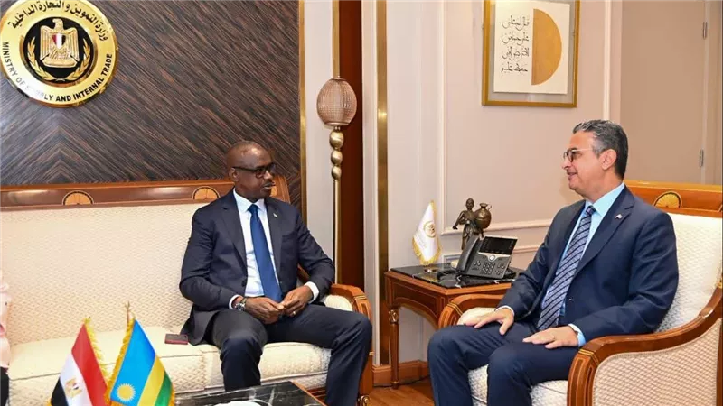 وزير التموين يبحث مع رواندا نقل تجربة الصوامع وإدارة المخزون الاستراتيجي