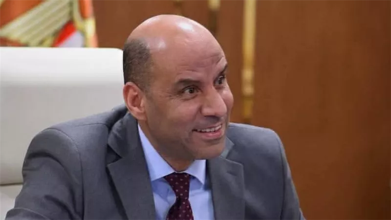 وزير العمل 