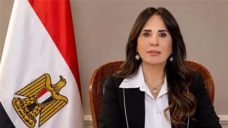 كيف تفكر راندة المنشاوي؟ قراءة في ملامح 140 يومًا من الإدارة الجديدة داخل وزارة الإسكان