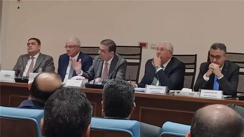 وزير الزراعة: لن نتخلى عن الفلاح.. ومساندته في مواجهة أعباء الإنتاج على رأس أولوياتنا